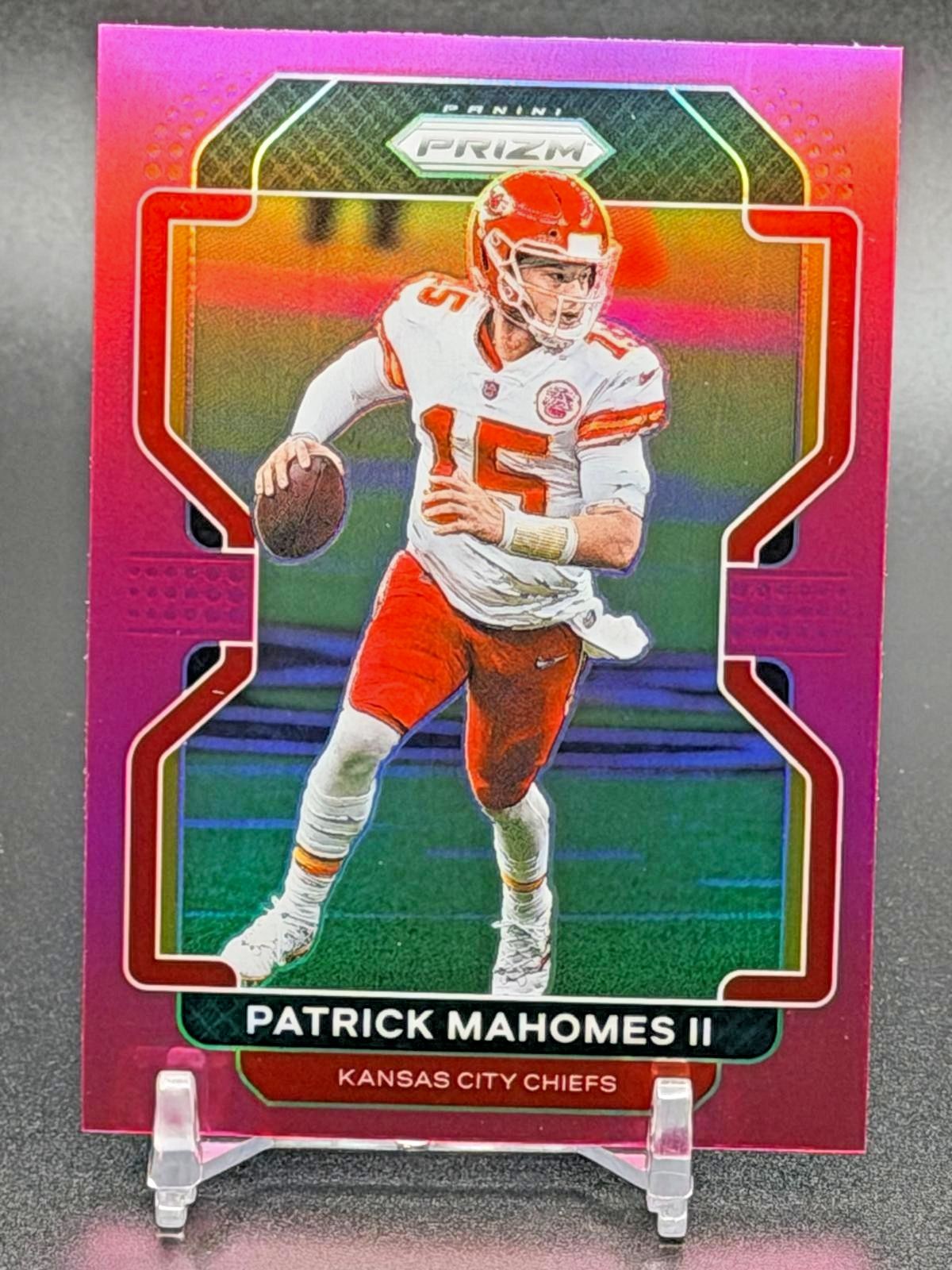 Patrick Mahomes II 2021 Panini Prizm Pink Prizm Parallel Kansas City Chiefs #190
