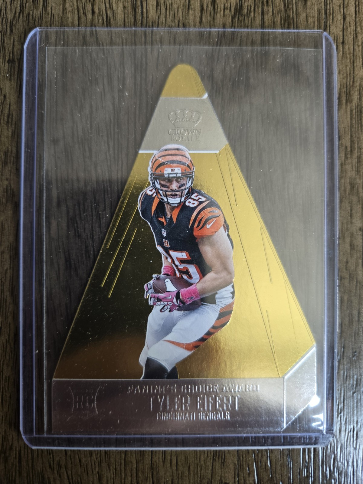 Tyler Eifert Panini Crown Royale Choice Award #37 Gold