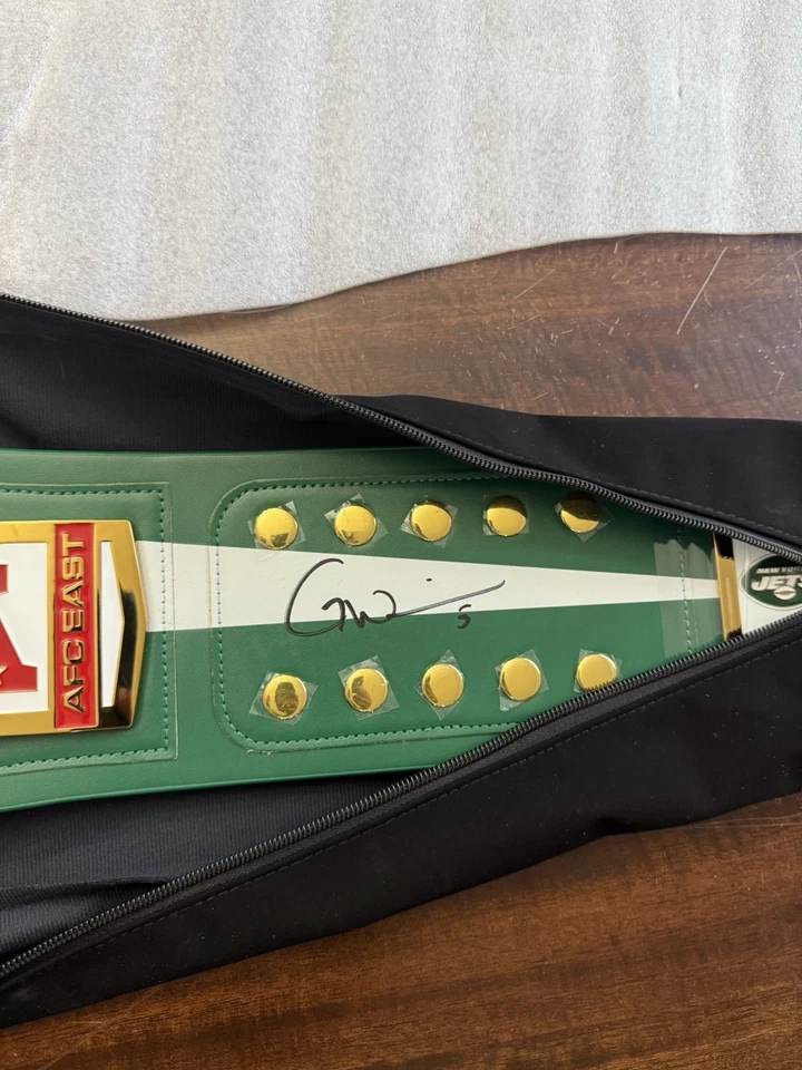 New York Jets Wwe Championship Belt Autographed Garrett Wilson Auto NFL New Wow - Image 2 of 4