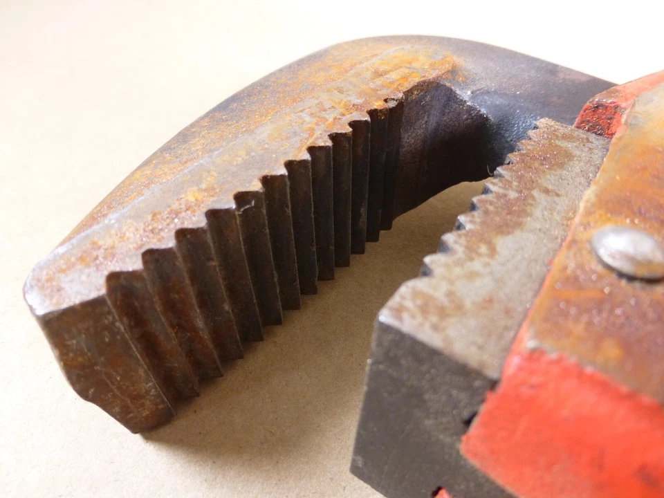 Llave de tubo PROTO 836HD de 36"" pesada, capacidad de tubo de 5" hecha en EE. UU. Foto 3 de 4