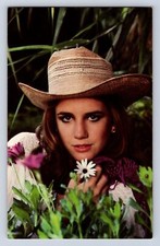 VINTAGE MELISSA GILBER PHOTO POSTCARD GT