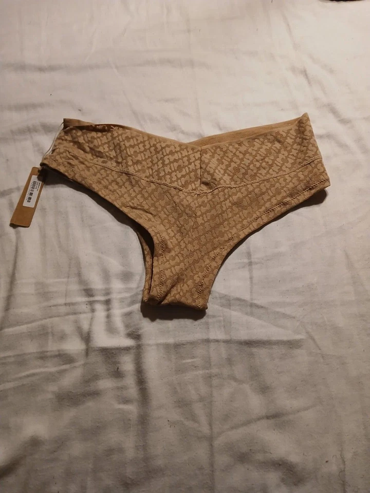 Calcinha hipster feminina logotipo malha menino XXS argila PN-BYS-1102 G80 - Imagem 2 de 3