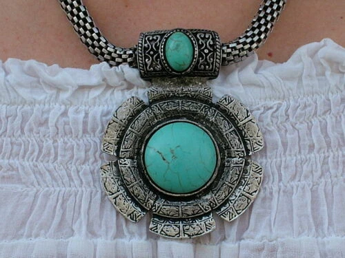 Gioielli etnici e tribali collana turchese