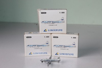 DREI SCHABAK 1:600 CONVAIR CV-440 - LINJEFLYG 933/70