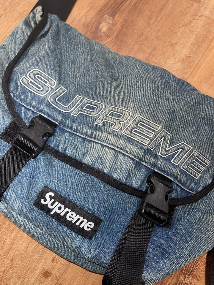 Supreme Messenger Bag SS25 Washed Indigo Denim Shoulder Bag - Image 3 of 4