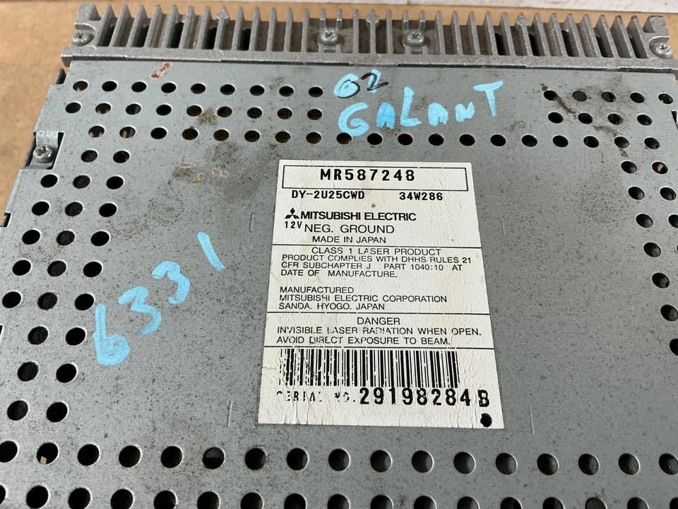 2002-2003 Mitsubishi Galant Radio Receiver CD Player MR587248 OEM - Image 4 of 4
