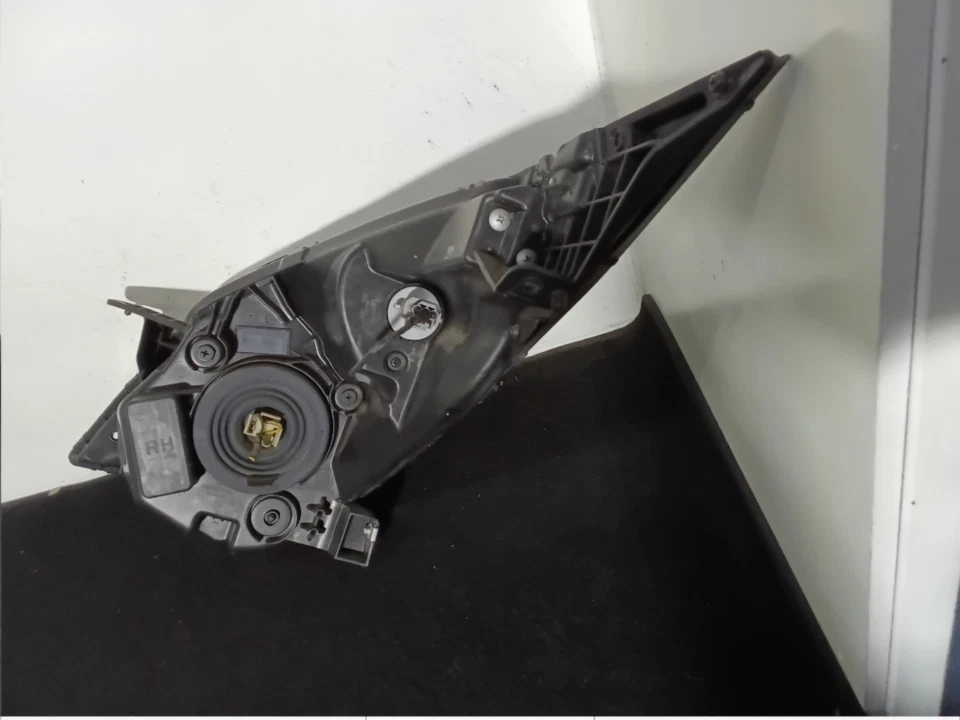 Faro derecho Chevrolet Spark 2012 lado del pasajero derecho OEM GM Daewoo Foto 4 de 4