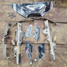 99-13 YAMAHA XVZ 1300 XVZ1300 VENTURE ROYAL STAR Wind Shield Mount Bracket Lot