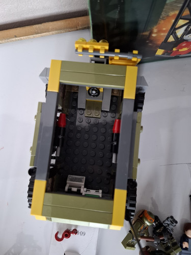 Lego 79115 Teenage Mutant Ninja Turtles Set Van Takedown Complete Box & Figures - Picture 9 of 21