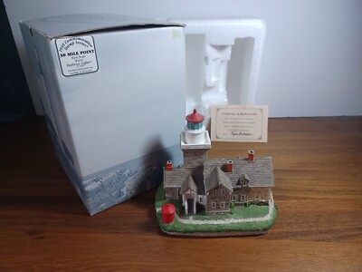 Harbour Lights 30 MILE POINT NEW YORK Lighthouse, #414, 1995, Box & COA, Mint