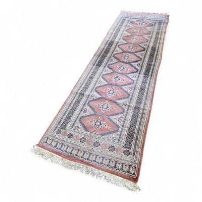 Traditioneller Teppich Läufer Rauten Medaillon Muster Flur Wollteppich 3m