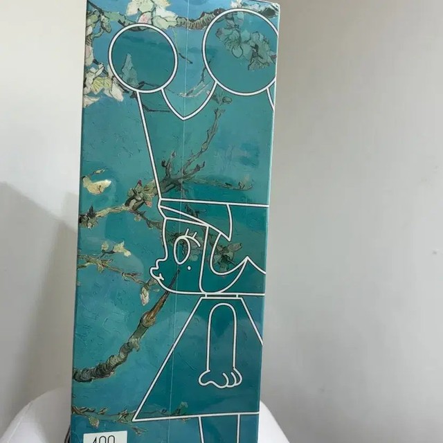 Gogh's Almond Blossom 400% Molly Mega Royal Figural Toy