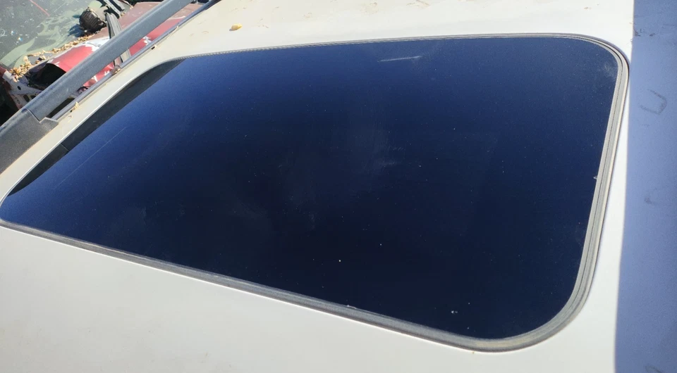 2013-17 Subaru XV Crosstrek WRX SUNROOF ROOF GLASS 65430FJ000 - Image 4 of 4