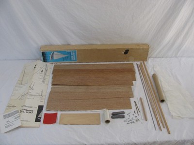 Vintage Dumas Mahogany Wood 19'' Lightning Sailboat Kit #1110 Read