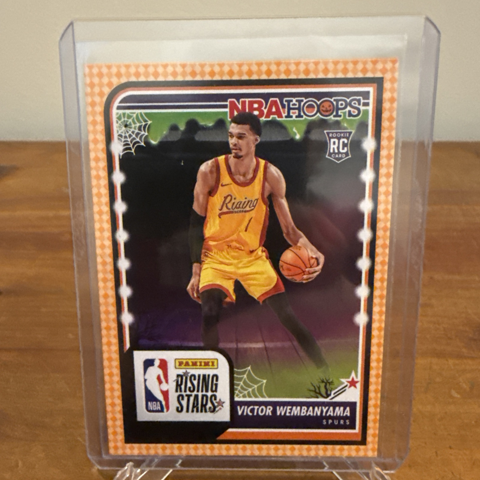 2023-24 Panini Haunted Hoops - Rising Stars Orange #282 Victor Wembanyama (RC)