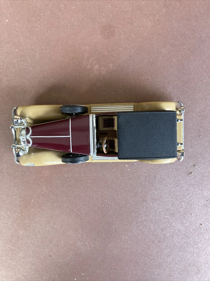 Duesenberg model J Town Car 1930 Matchbox YY004/C-M - Image 3 of 4