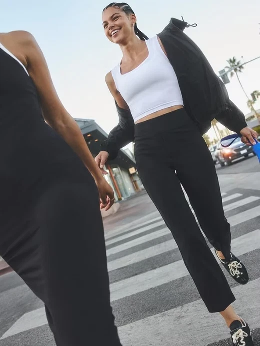 Athleta 8P (MP M PETITE) Endless High Rise Pant, Black Elastic Waist Versatile