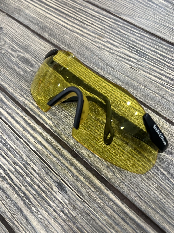 Smith & Wesson Mini Magnum Safety Glasses with Yellow Lens ANSI Z87 - Image 2 of 4