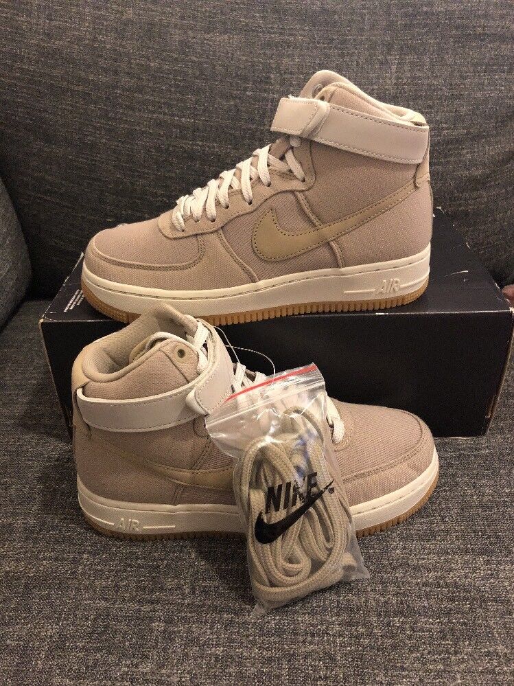 AJ2775 200 NIKE WOMEN'S AIR FORCE 1 HI UT KHAKI LIGHT BONE AJ2775 200 NIKE WOMEN'S AIR FORCE 1 HI UT KHAKI LIGHT BONE