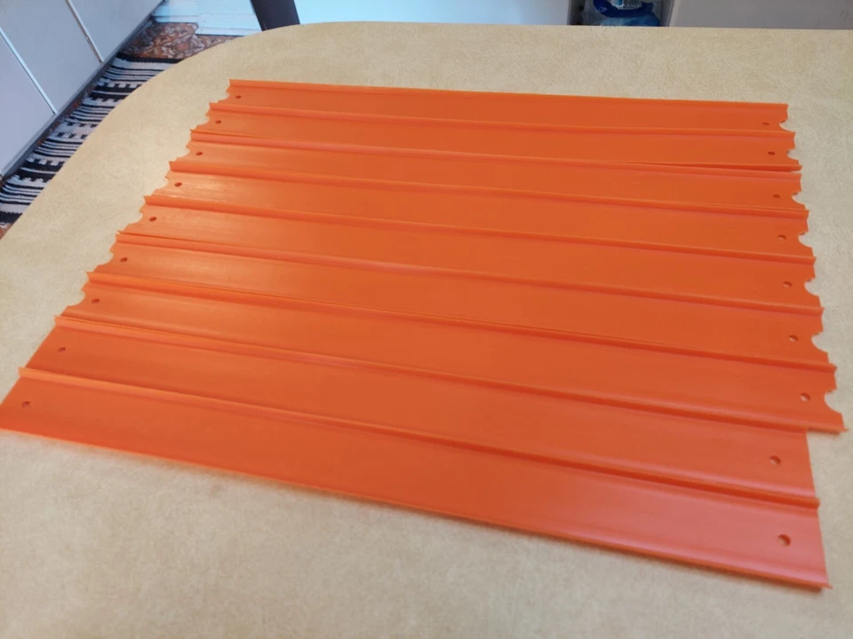 Lot of 9 Hot Wheels Orange Track 17" Long Tracks - Image 3 of 4