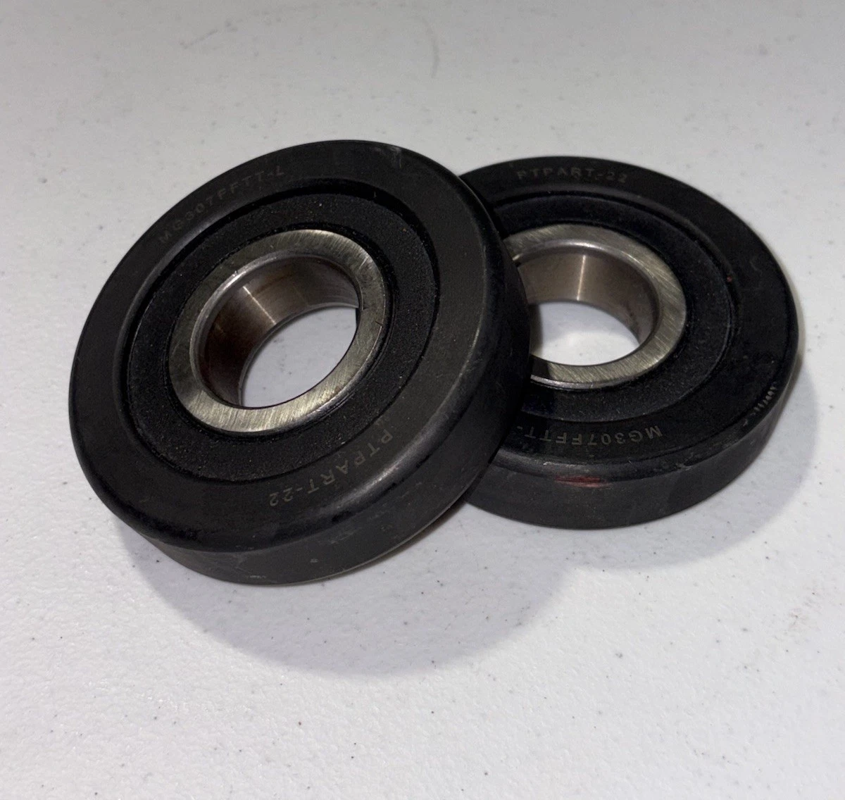 2x MG307FFTT-L Mast Guide Forklift Roller Bearing photo 1