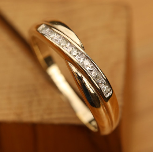 Diamond Ring Crossover