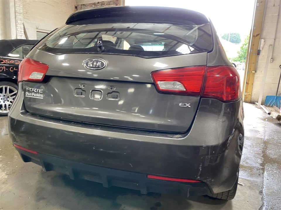 TRUNK LID Kia Forte 2011 11 2012 12 2013 13 Brown 1404072 Foto 2 de 4