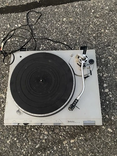 Technics SL-D3 Direct Drive Full Automatic Turntable Record Player Untested