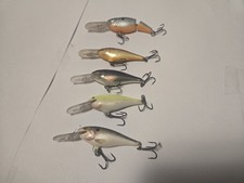 4 No 5 Rapala Shad Raps And 1 Broke Back Shad Rap