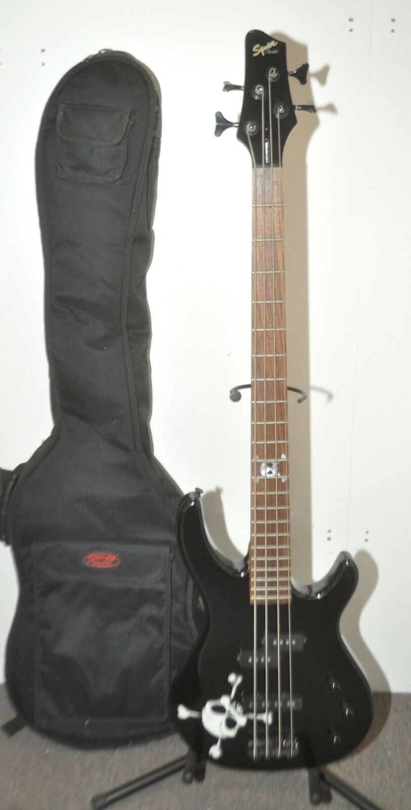 fender squier mb4 bass guitar