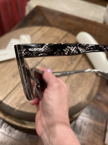 VALENTINO V667S GRAY FADED LACE PLASTIC FRAME SUNGLASSES ITALY NIB - Picture 9 of 10