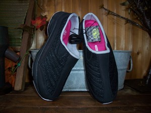 ladies black memory foam shoes