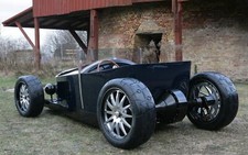 Cars hot rod volvo Desk Mat Stitched