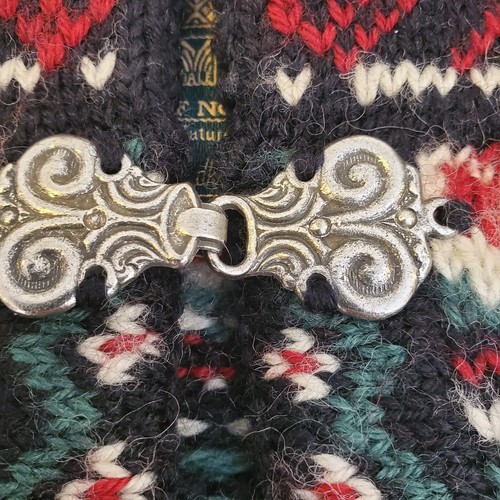 Vintage Dale of Norway Wool Sweater Womens Size S Pullover Handknit - Picture 2 of 6
