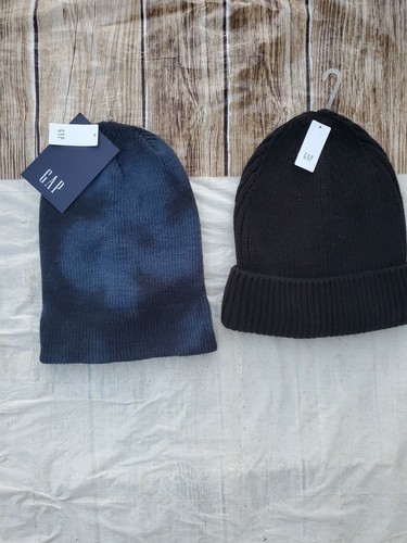 2 Gap mens beanie hat One size. The tie 