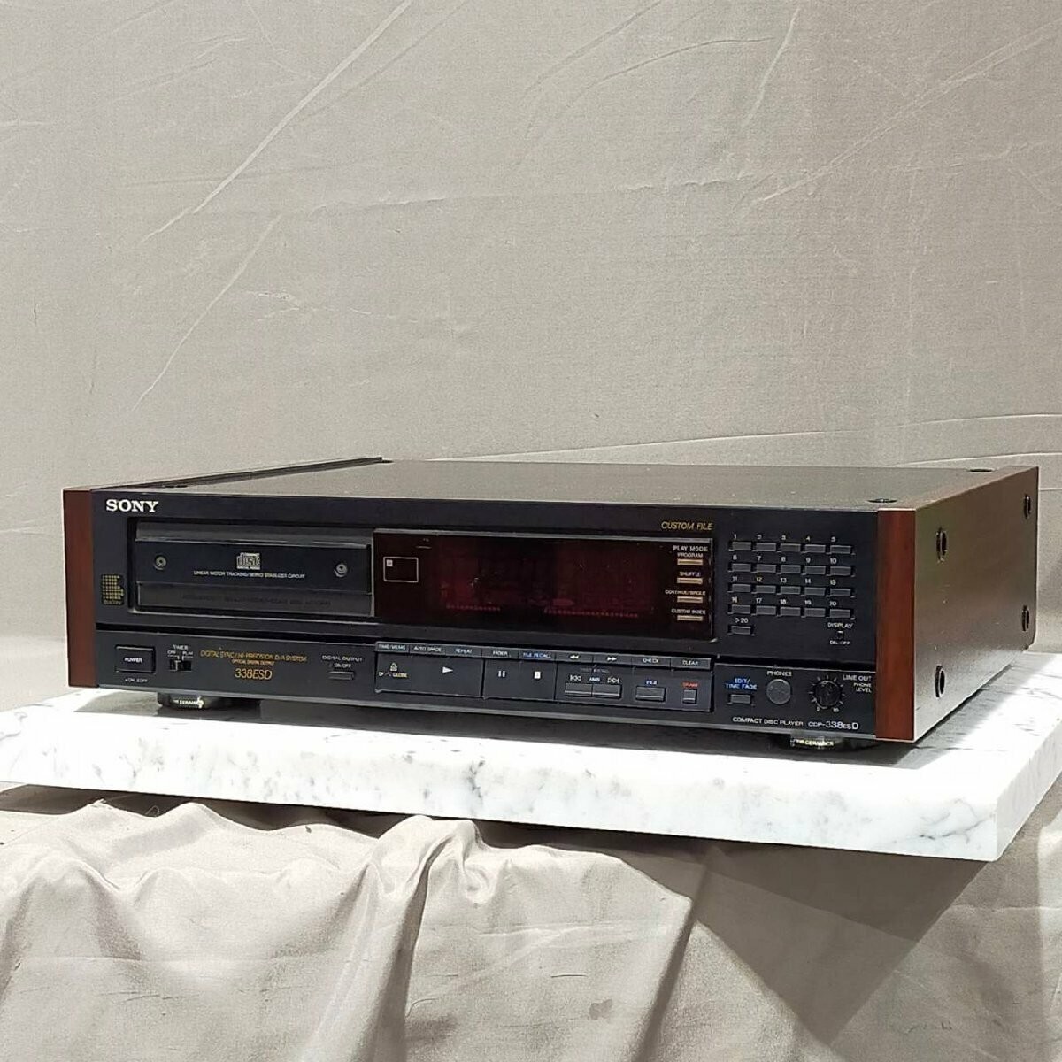 SONY CDP-228ESD ジャンク リモコン付き SONY CDP-228ESD リモコン付き CD PLAYER ジャンク