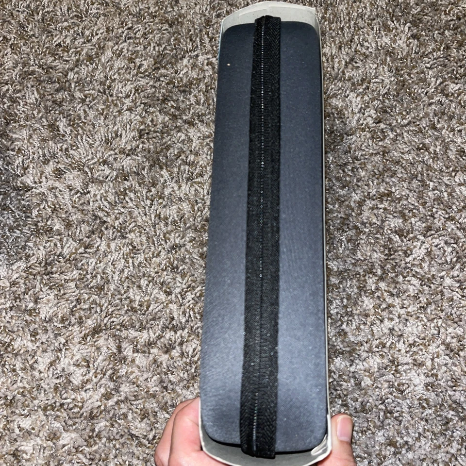 Estuche de transporte de almacenamiento Wii-U PowerA Gaming Essentials + funda de silicona 2 lápices Foto 3 de 4