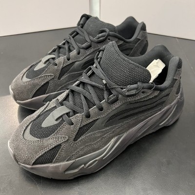 Adidas Yeezy Boost 700 V2 Vanta Black FU6684 Mens Size 7.5 Sneakers