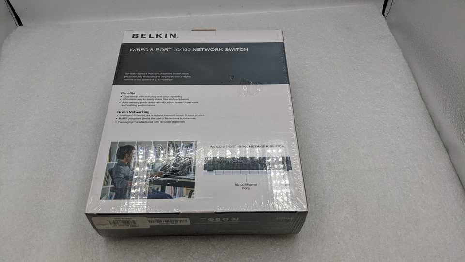 BRAND NEW Belkin 8-Port 10/100 Mbps Wired Network Switch  - FREE SHIPPING - Image 2 of 4