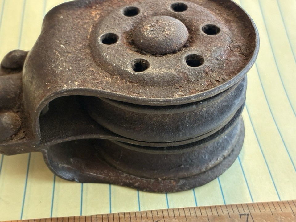 ANTIQUE METAL PULLEY BARN FARMHOUSE PULLEY BARN PULLEY - BEAUTIFUL | eBay