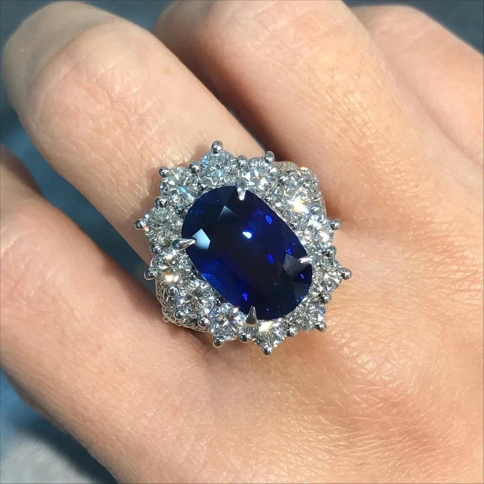 Alianza de diamantes de zafiro natural de corte ovalado de 12,35 quilates de oro blanco macizo de 14 quilates 5 6 Foto 3 de 4