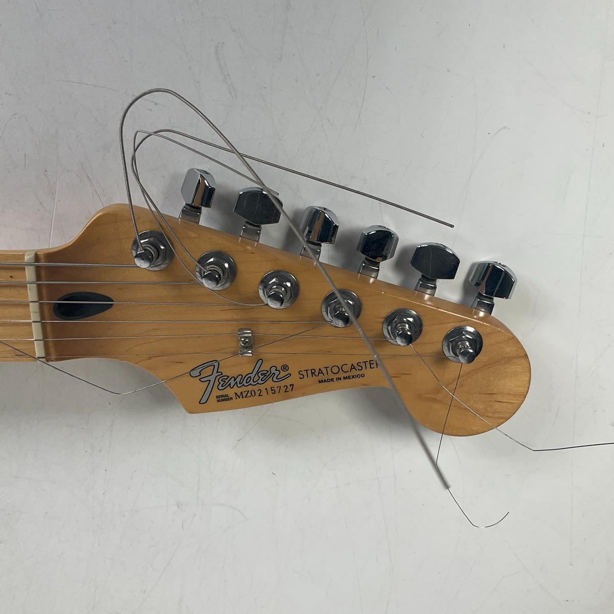 Vtg 2000 Fender Stratocaster Electric Guitar White Signed Marty