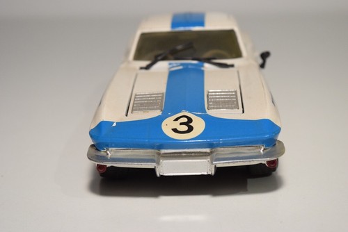 B14 1:24 REVELL CHEVROLET CORVETTE STINGRAY RALLY EXCELLENT CONDITION - Imagen 3 de 9