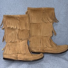 Minnetonka Moccasins Size 8 Leather Mid Calf 3 Layers Suede Fringe Flat 1637T