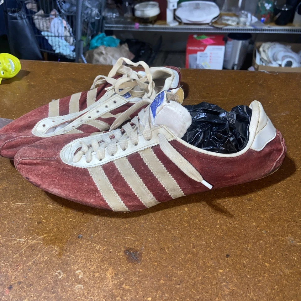 Vintage & Rare Adidas Titan Red Spike Track Shoes Made in West Germany Size:10 - Image 3 of 4