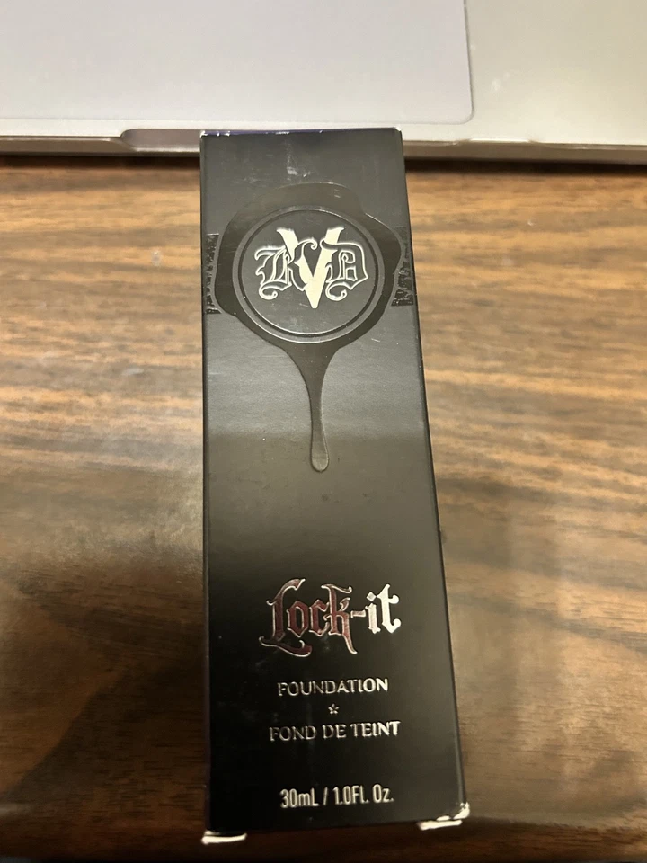 New KVD Kat Von D Lock-It Foundation 1 fl oz Medium 52 warm - Image 1 of 1