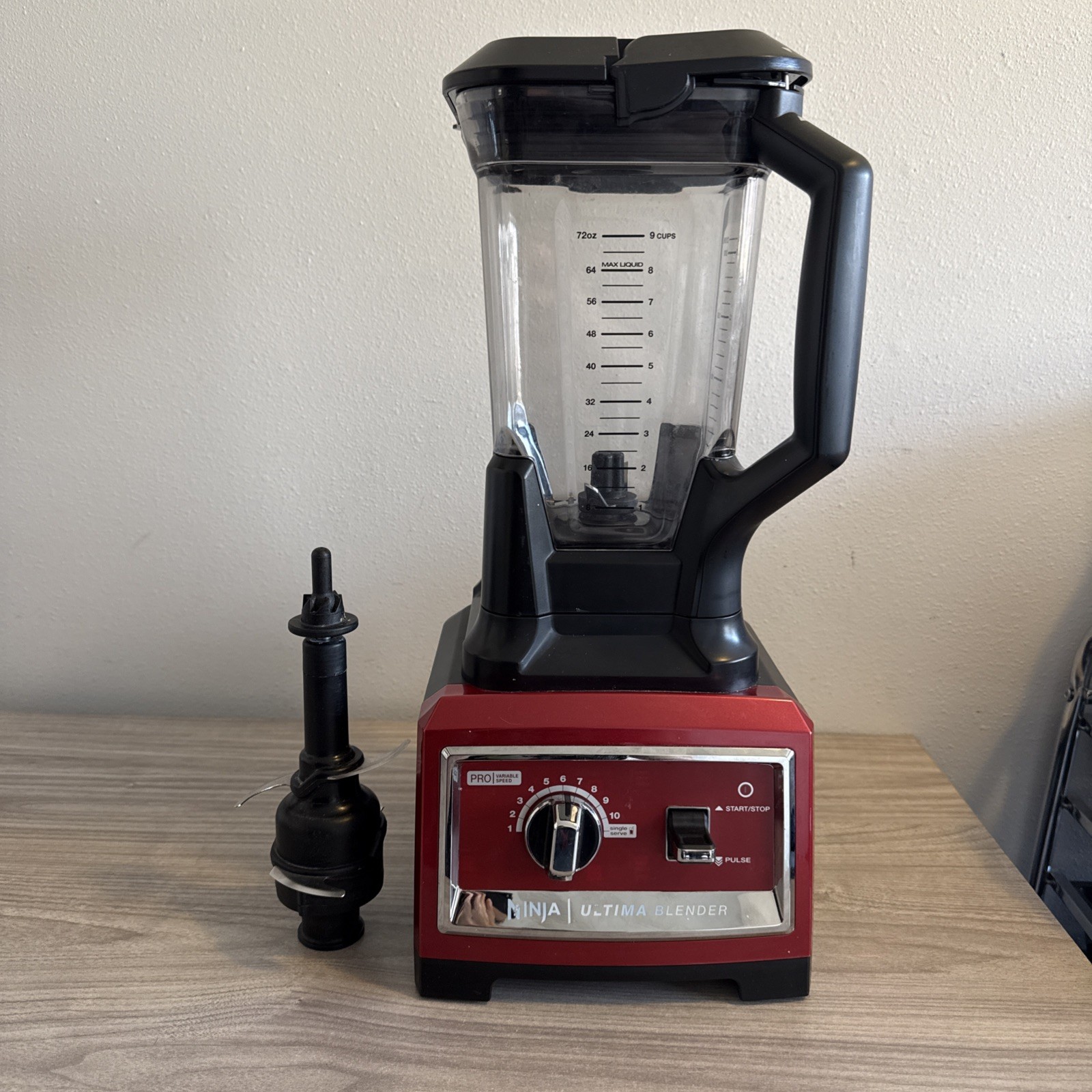 NINJA Ultima Blender Red Model BL810QCN-30 1500W 72 Oz Pitch