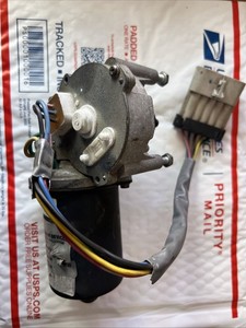 Genuine Volvo VNL . Sprague Windshield Wiper Motor 85139507 Assy E-008-236