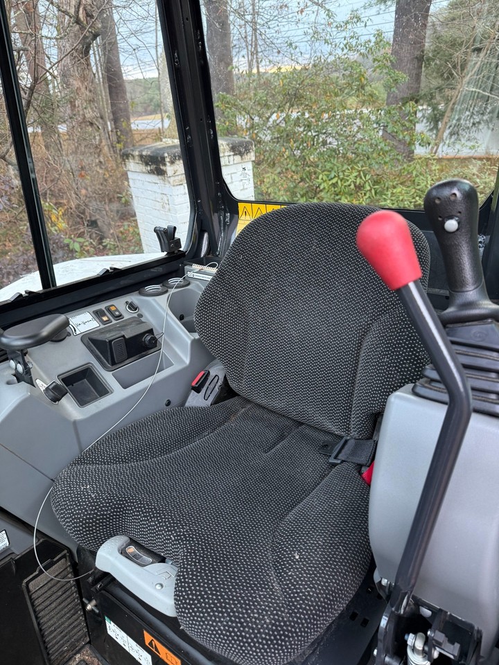 2022 Bobcat E50 R2-Series Mini Excavator – Heated Cab, A/C, Bluetooth ...