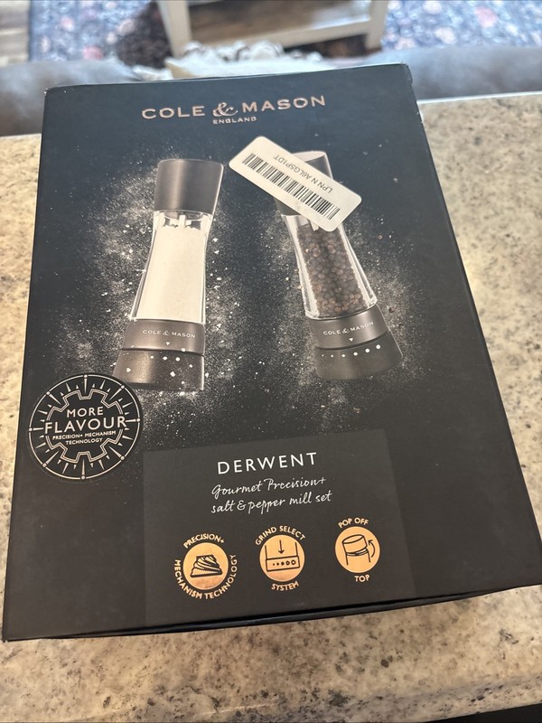 Cole & Mason Derwent Salt and Pepper Mill Set - Highly rated Buy It For Life recommendation